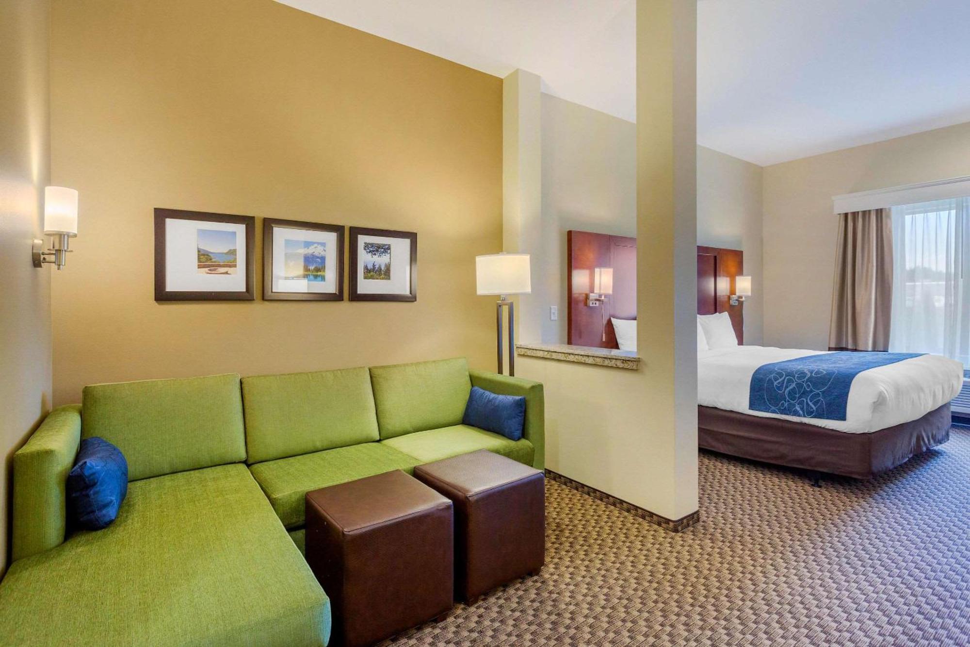 คอมฟอร์ต สวีท เบอร์ลิงตัน เนียร์ I-5 Hotel ภายนอก รูปภาพ